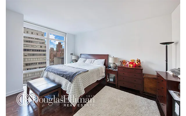 Sold by Douglas Elliman | media 12