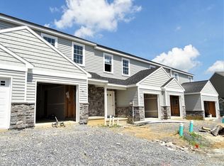327 Cedar Holw, Manheim, PA 17545