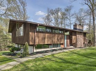 301 Mountain Rd, Bernards Township, NJ 07920