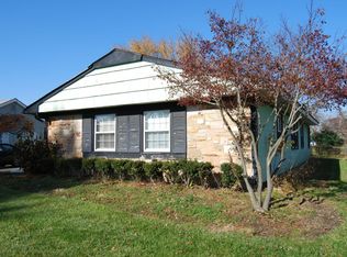 144 Glenview Ln, Willingboro, NJ 08046