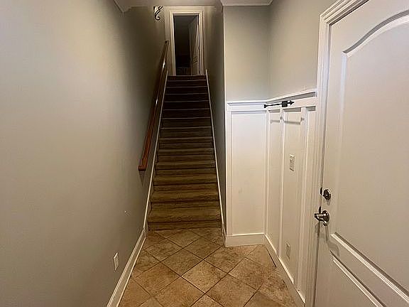 3rd image of 707 Renaissance Ct