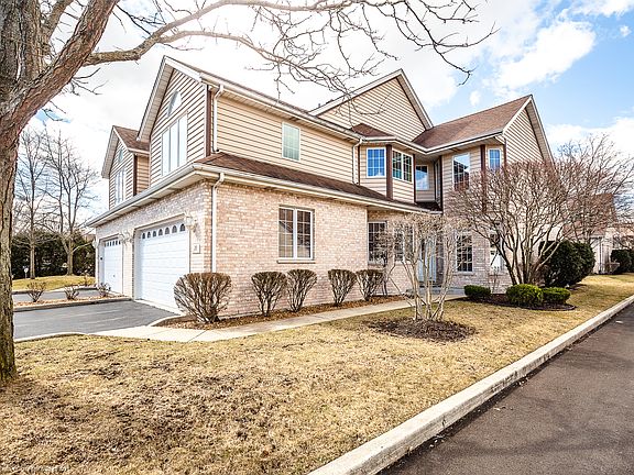 2nd image of 20 Moorings Dr