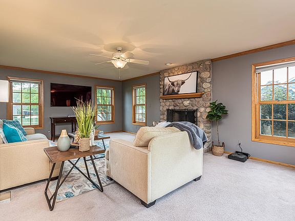 5th image of 309 Regatta Dr