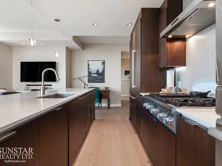 1775 Quebec St #2402 — Photo 12