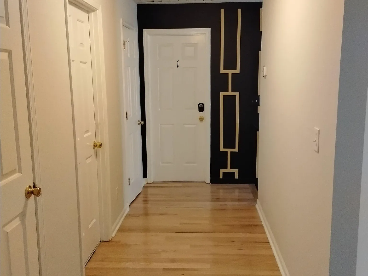 4 bed, 6.0 bath, 2200 sqft, $1,308 — Photo 3