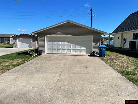 2nd image of 24070 Geldners Ln