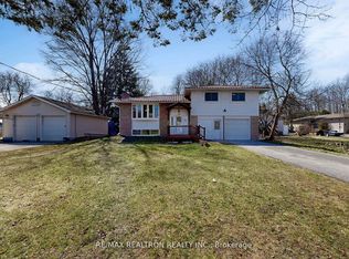 100 River Dr, East Gwillimbury, ON L9N1A4