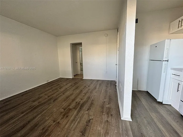 251 Hibiscus Dr #4 — Photo 19
