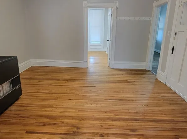 Vibrant Studio & 1-Bedroom Apartments in the Sought-After Whittier Neighborhood, 17 1/2 26th St E #1, Minneapolis, MN 55404