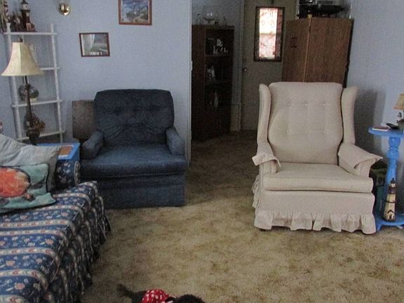 4th image of 4933 Rollins St