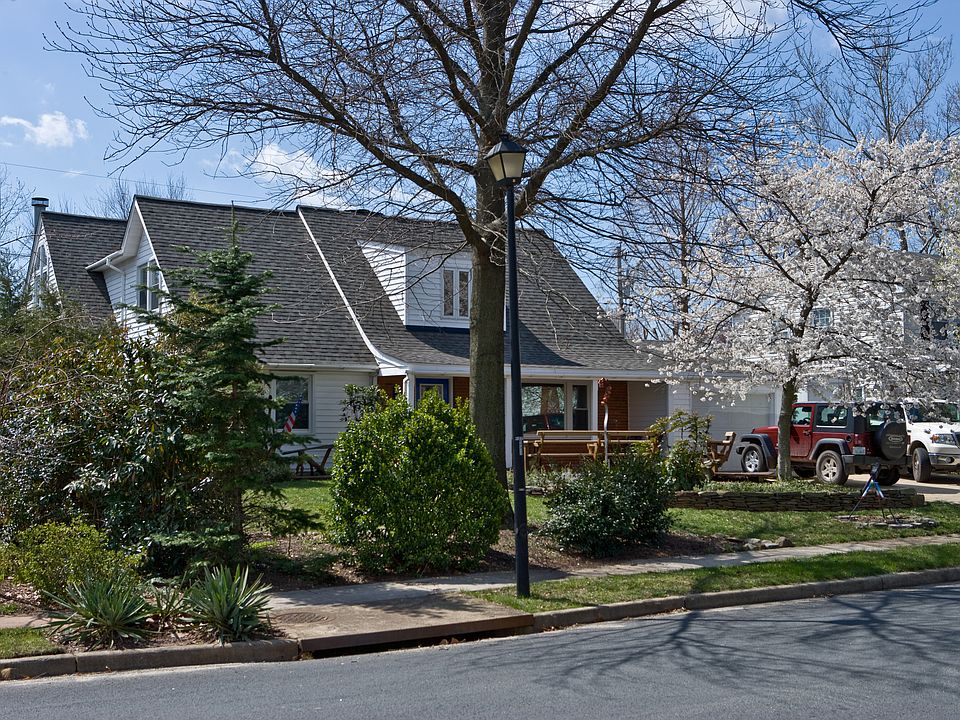 1st image of 13105 Pennerview Ln