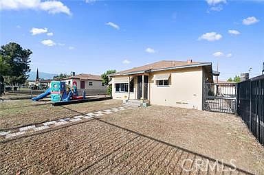 1st image of 1697 N Sierra Way