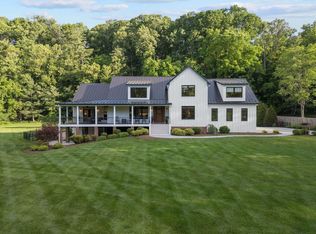 5820 Lakemont Dr, Roanoke, VA 24018