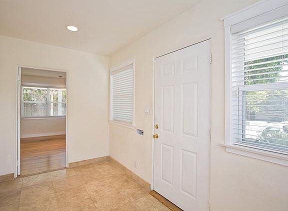 2nd image of 3066 Palm St