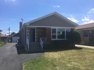 3105 W 100th St, Evergreen Park, IL 60805