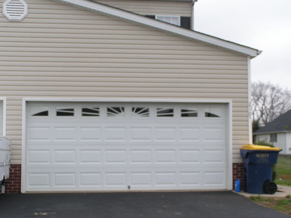 1st image of 210 Wilmington Ct #B