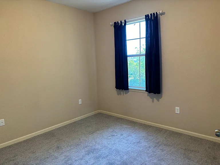 1101 Baldwin Rowe Cir — Photo 14