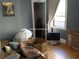 35 Madison Ave, Cambridge, MA 02140