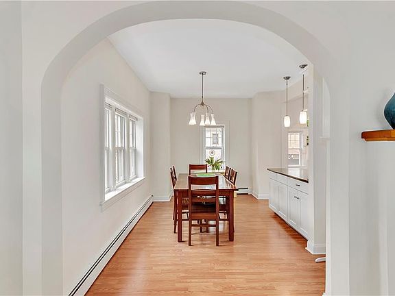 3rd image of 16 Clinton Ave
