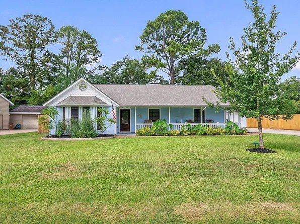 3838 Hansen Dr, Dickinson, TX 77539