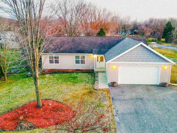 E12509 Inspiration Dr, Merrimac, WI 53561