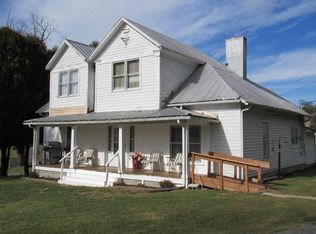 610 Fieldview Rd, Woodlawn, VA 24381