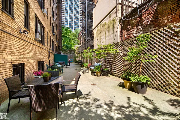 Sold by Brown Harris Stevens | media 19