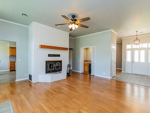 3rd image of 1261 Mount Hebron Rd