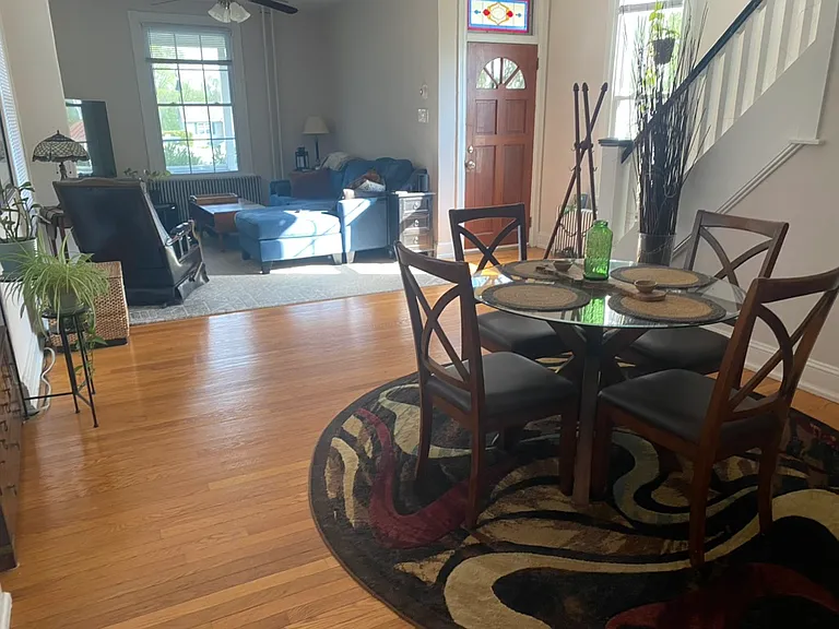 First Floor w/Tenant Furnishings