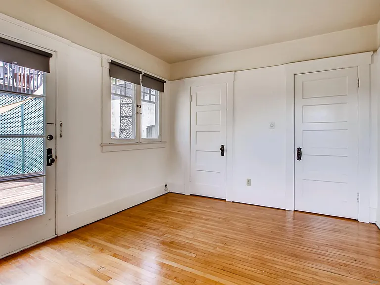 2928 Fir St — Photo 5