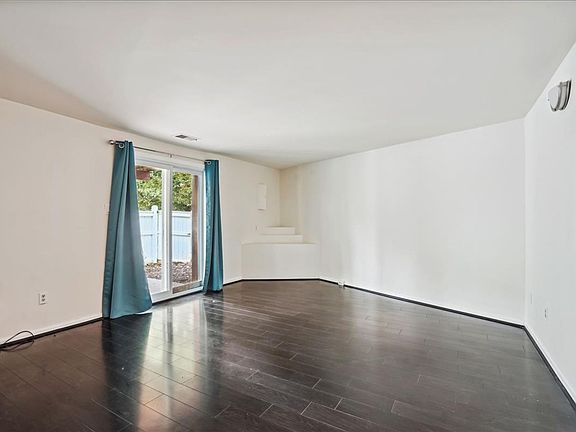 5th image of 1666 Whisperhill Dr