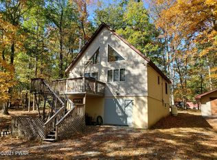 189 Forest Ridge Dr, Hawley, PA 18428