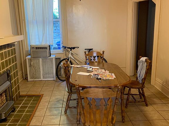 Dining room / Study room