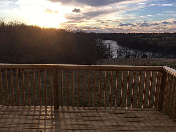 3rd image of 385 Adams Hill Dr