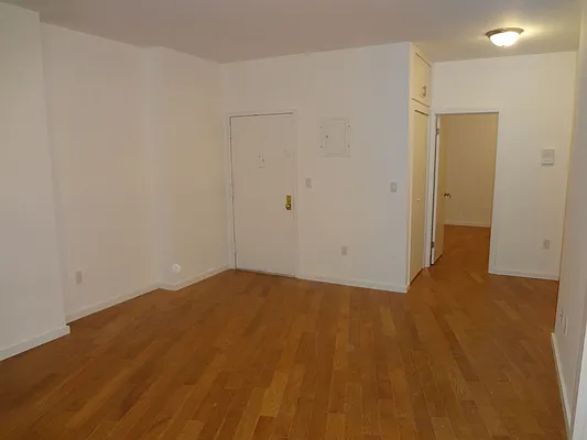 Rented by Steven Apuzzi LLC | media 36