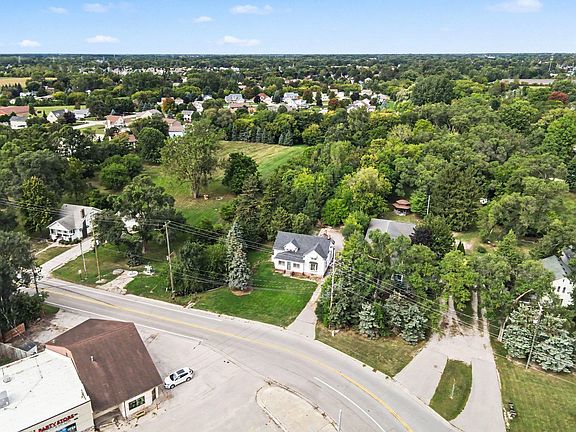 4th image of 49 E Salzburg Rd