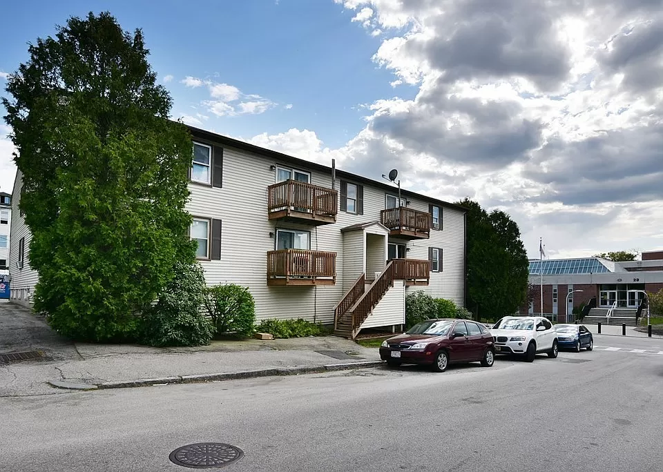 21 Home St APT 4, Worcester, MA 01609 | Zillow