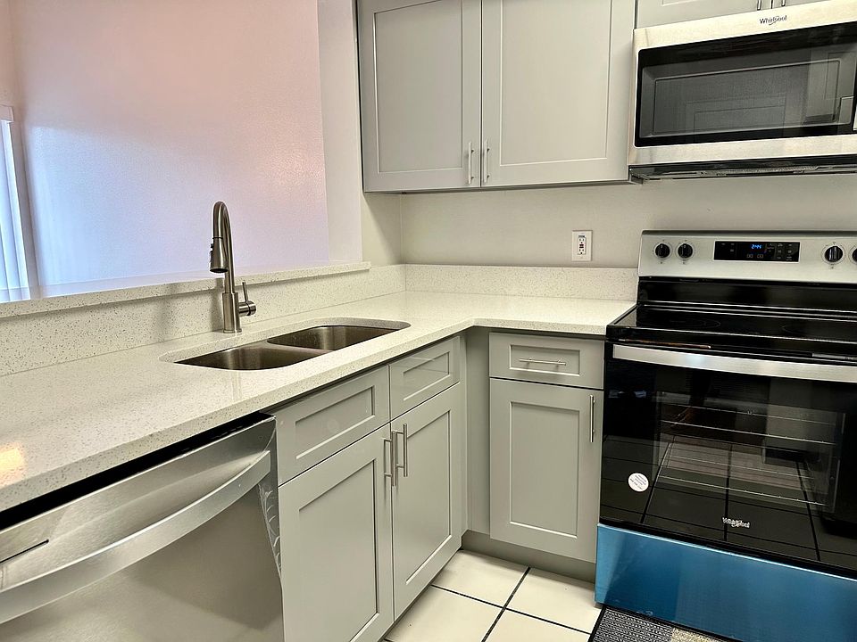 1st image of 2544 Lakeway Branch Dr #3102