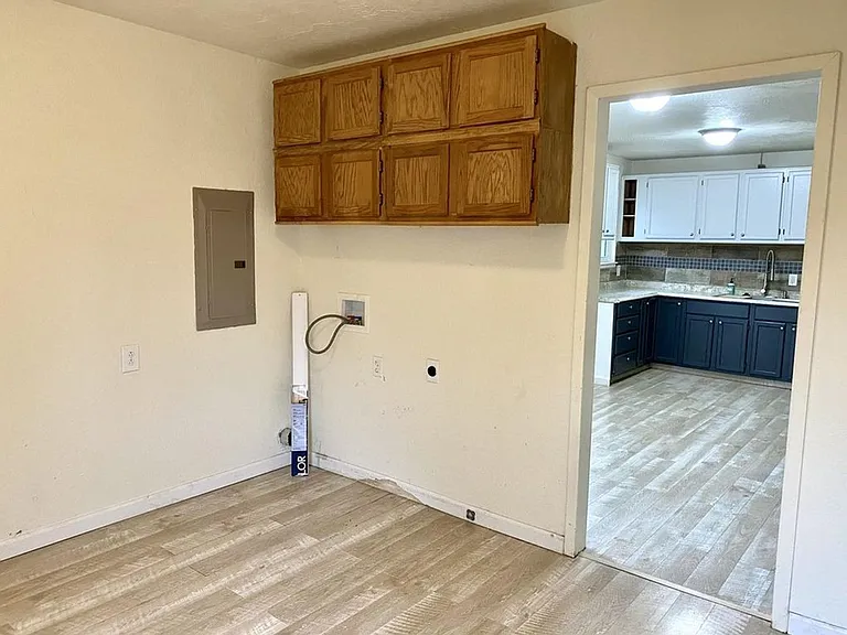 2400 S Nettleton Ave — Photo 13