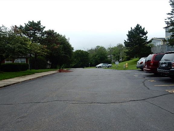 5th image of 18 Ludwell Ln #O-2