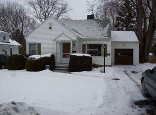 66 Northumberland Rd, Rochester, NY 14618