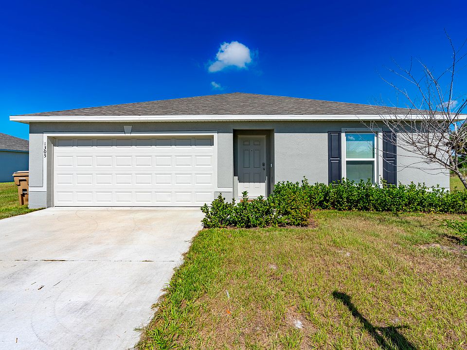 1st image of 1305 NW 7th Avenue