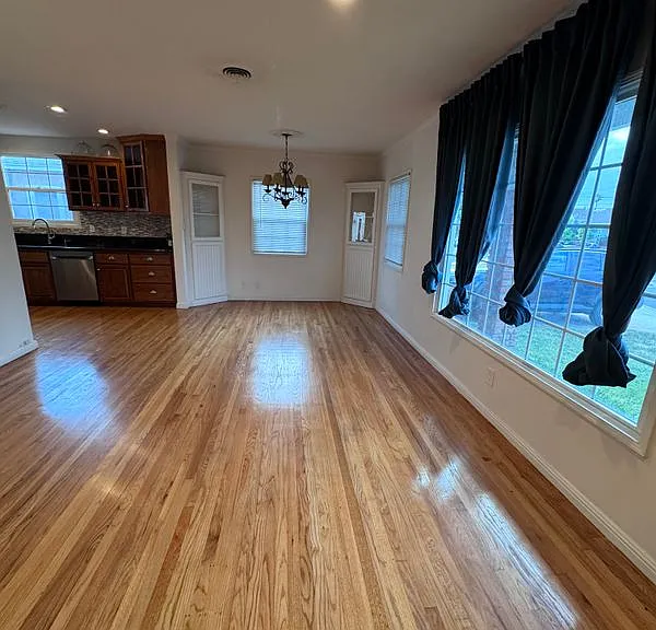 624 W Hammel St — Photo 3