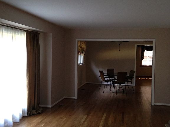 Formal Living Rm off entry