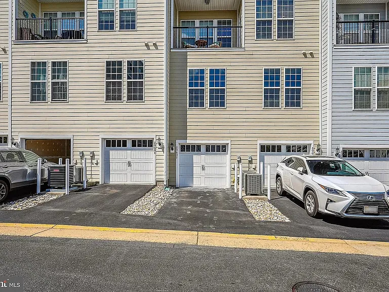 20602 Maitland Ter #14J — Photo 18