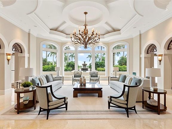 4th image of 1060 Borghese LN #403