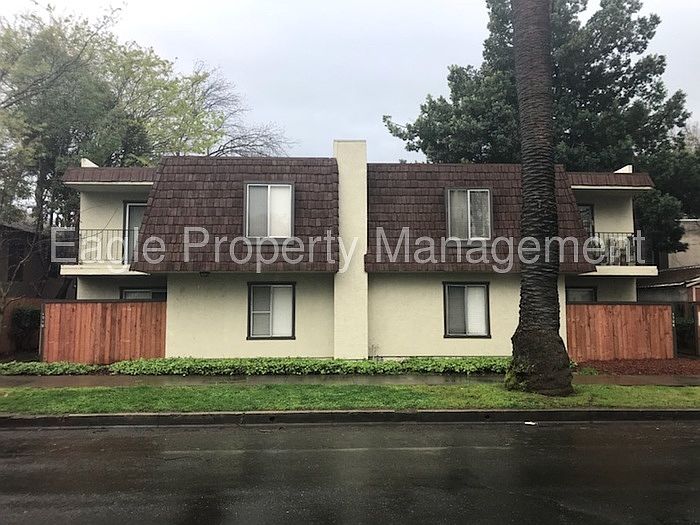 1st image of 1710 V St APT 13