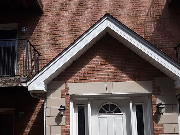 2nd image of 4445 N Central Ave APT 1W