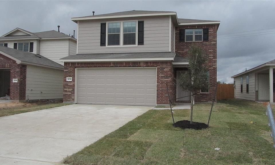 1st image of 12110 Helvick Crescent Ave