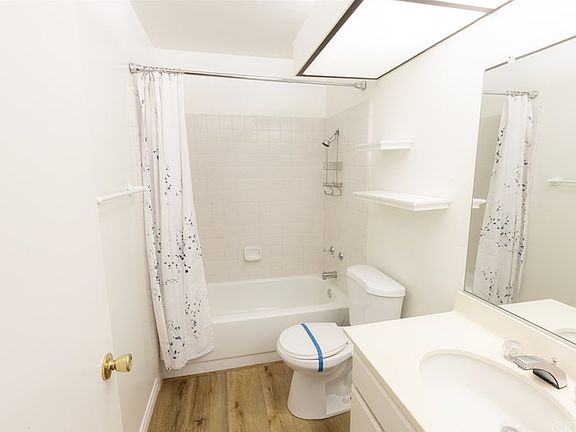 5th image of 449 Vista Dorado Ln
